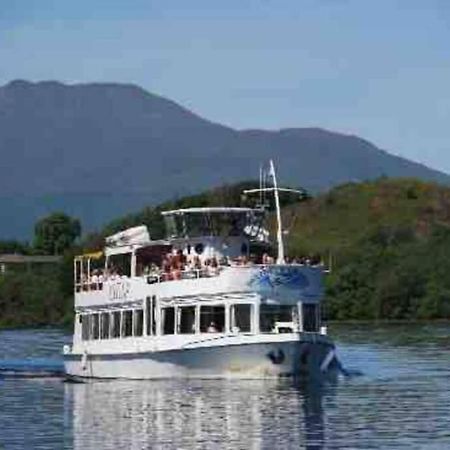 One Bedroom Flat On The Banks Of Loch Lomond Alexandria Esterno foto
