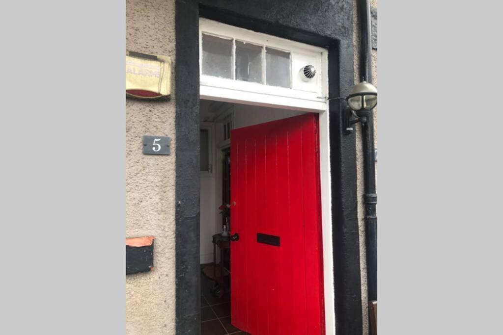 One Bedroom Flat On The Banks Of Loch Lomond Alexandria Esterno foto